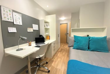 1 bed flat, College Square East, Holylands, Belfast, BT16DJ - Image 5